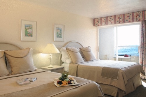Tween Waters Inn 003